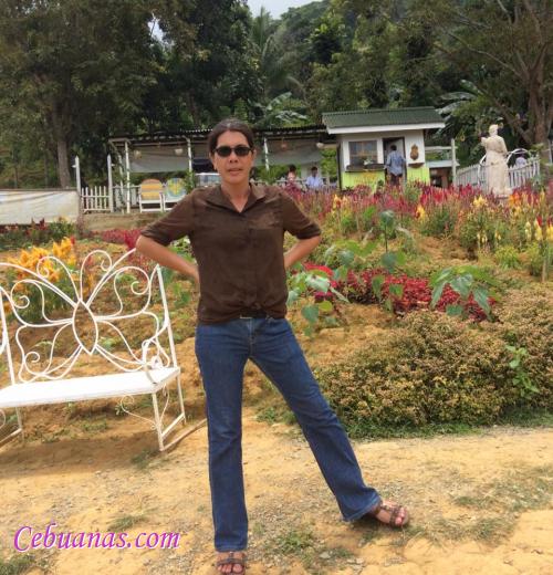 Virginia, 46, from Cebu City