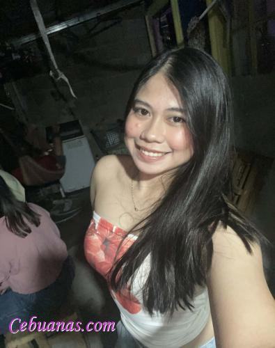 Pearl, 22, from Cebu City